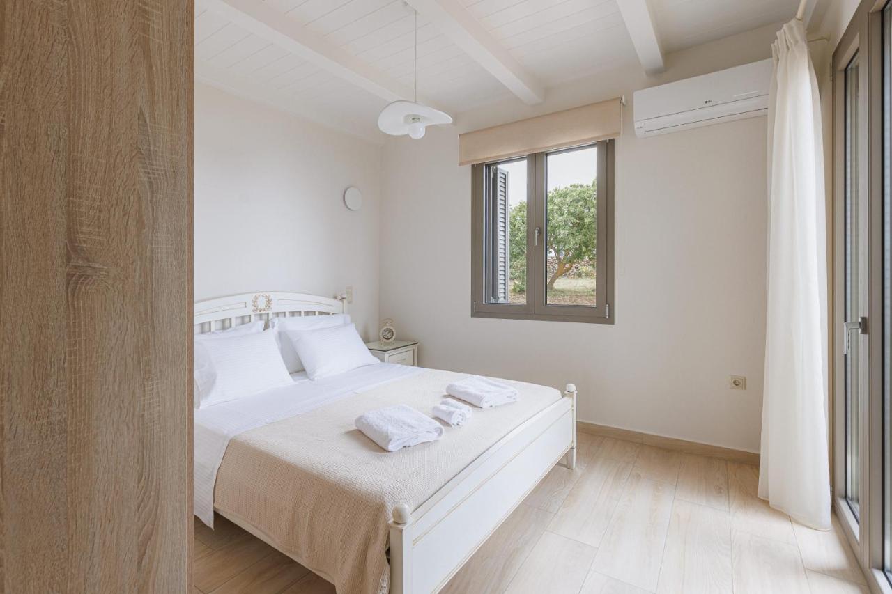 Stone Pearl Kea Apartment