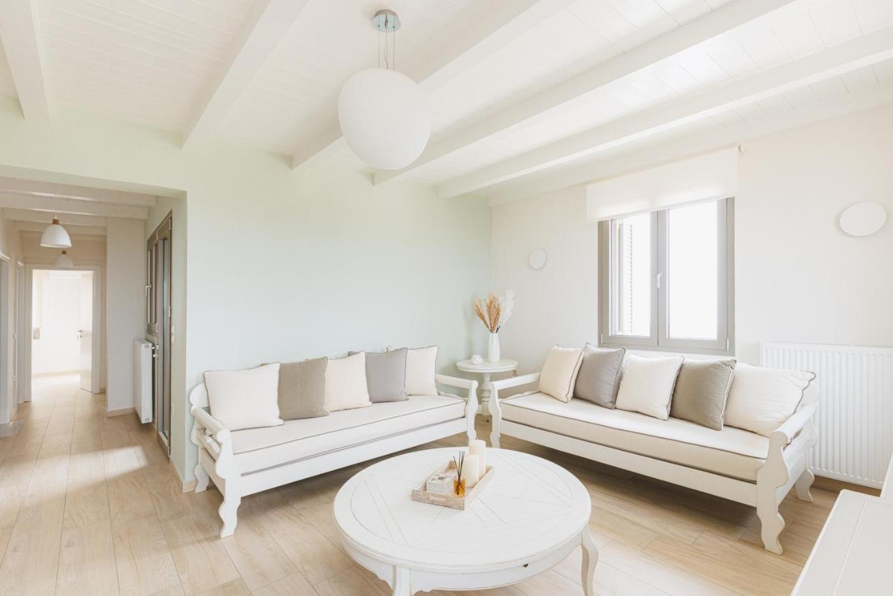 Stone Pearl Kea Apartment